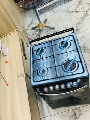 New Black Volcano 4 Gas Oven (50x50)