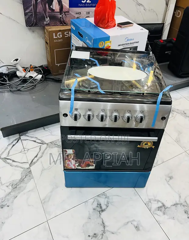 Ferre 60x60cm 4 Gas Cooker with Glass Lid - 1
