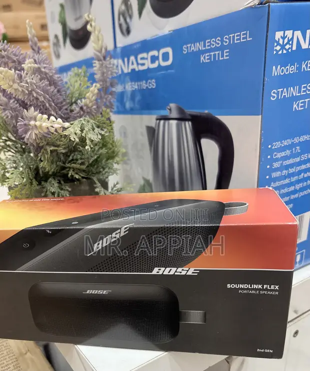 Bose SoundLink Flex Bluetooth Speaker (2nd Gen) - Black - 1