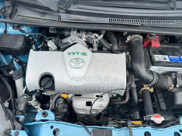 Toyota Vitz 1.3 FWD 5dr 2016 Blue - 1