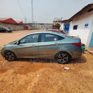 Hyundai Accent 2014