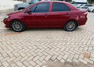 Toyota Yaris Vios 2010 Red