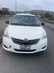 Toyota Yaris 2010 White - 3
