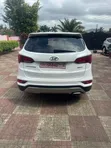 Hyundai Santa Fe 2018 White - 3