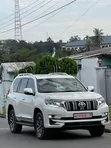 Toyota Land Cruiser Prado 2017 White - 2