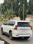 Toyota Land Cruiser Prado 2017 White - 3