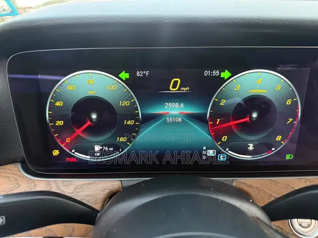Mercedes-Benz E350 4MATIC 2021 - 1