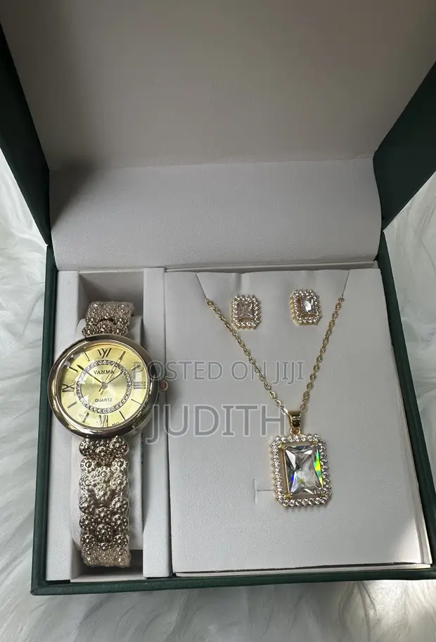 Citizen Jewelry Set - Brand New - 1