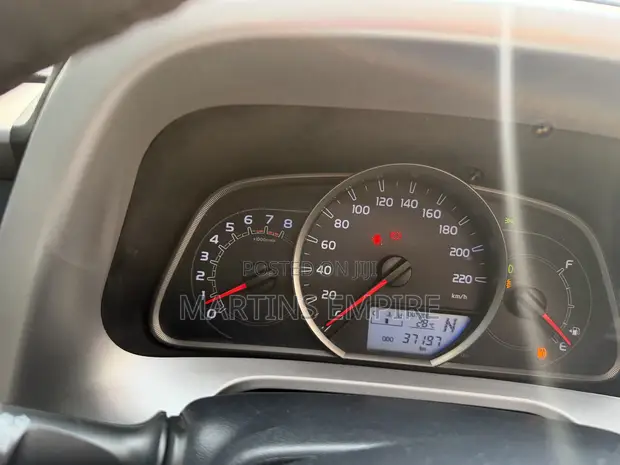Toyota RAV4 SE FWD 2016 Brown - 1