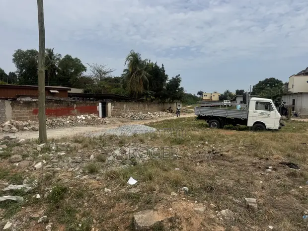 7 Plots of Land for Sale at East Legon, Lagos Avenue Road - 1