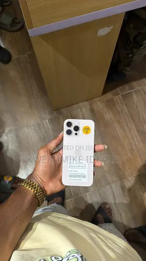 Apple iPhone 16 Pro Max 256GB Gold