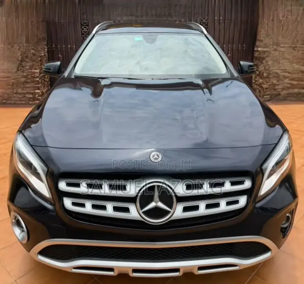 Mercedes-Benz GLA 250 2019 Black - 1