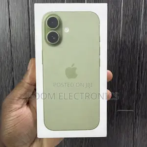 New Apple iPhone 17 256GB Green
