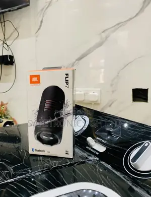 New JBL Flip 7 Bluetooth Speaker (Black)