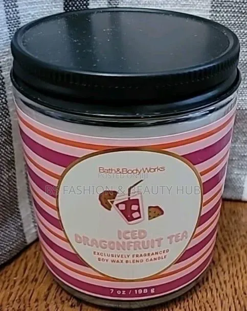 Bath & Body Works Scented Candle - 1