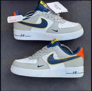 Nike Air Force 1