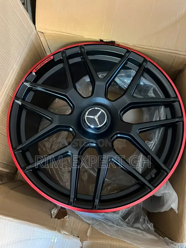 AMG G63 Rim - Black with Red Accent - 1