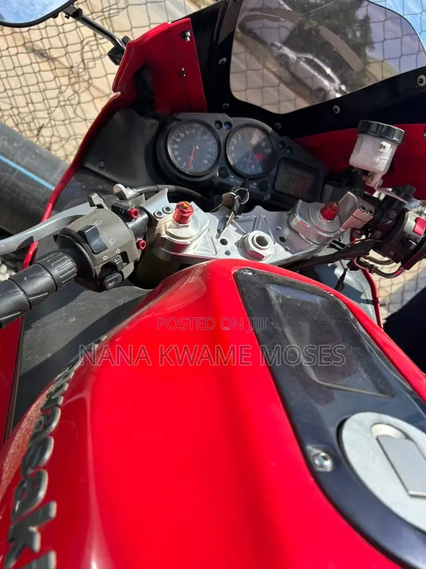 Kawasaki Ninja ZX-14R 2010 Red - 1