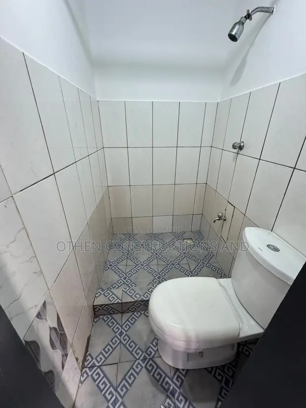 1-Bedroom Apartment for Rent in Othen Estate, Mile 7 - 1