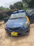 Toyota Yaris Base Sedan 2010 Blue - 4