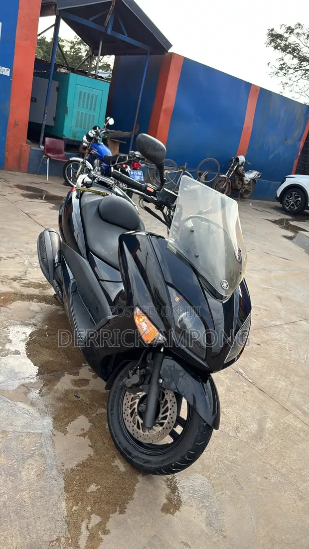 Yamaha Majesty Scooter 2015 - 1