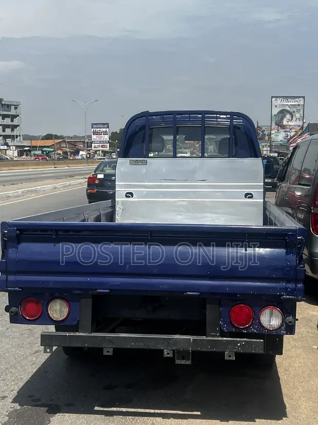 Kia Bongo 3 Mini Truck - 1