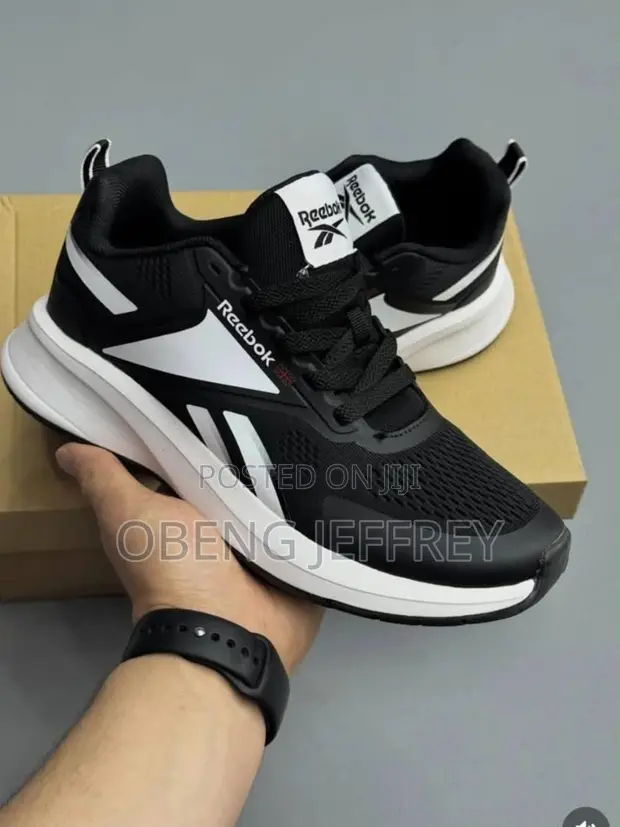 Original Reebok Dynamica Sneakers - 1