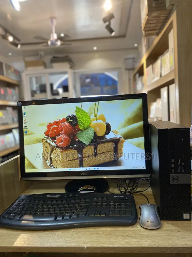 Dell Optiplex 3040 Desktop Computer - Core i5, 8GB RAM, 500GB HDD - 1