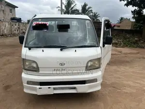 2001 Daihatsu Hijet Mini Truck