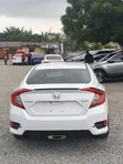 Honda Civic 2019 White - 4