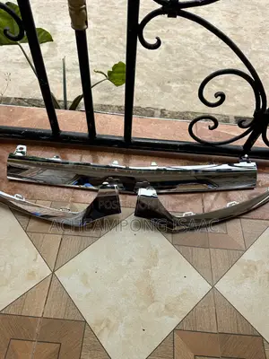 Mercedes-Benz C300 Front Bumper Lip