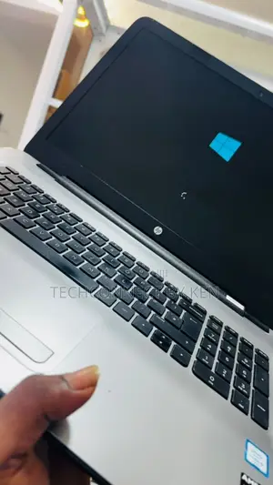 HP Pavilion 17 Laptop - Intel Core i5, 8GB RAM, 500GB HDD
