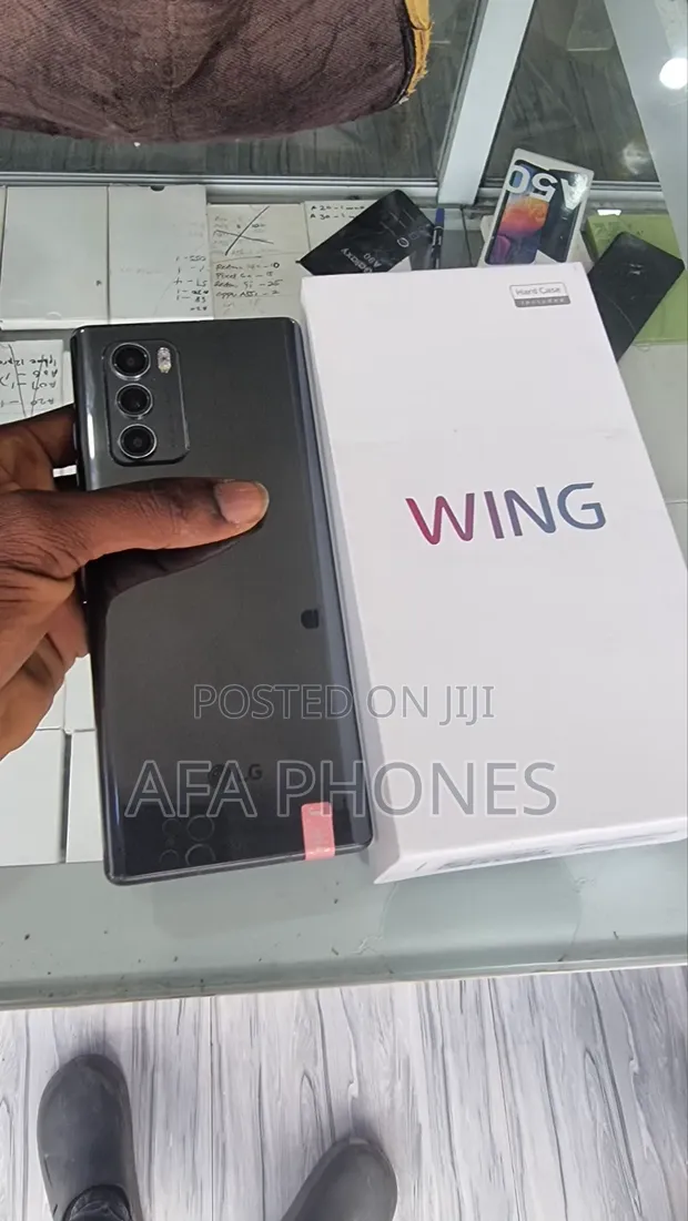 New LG Wing 5G 256GB Black - 1