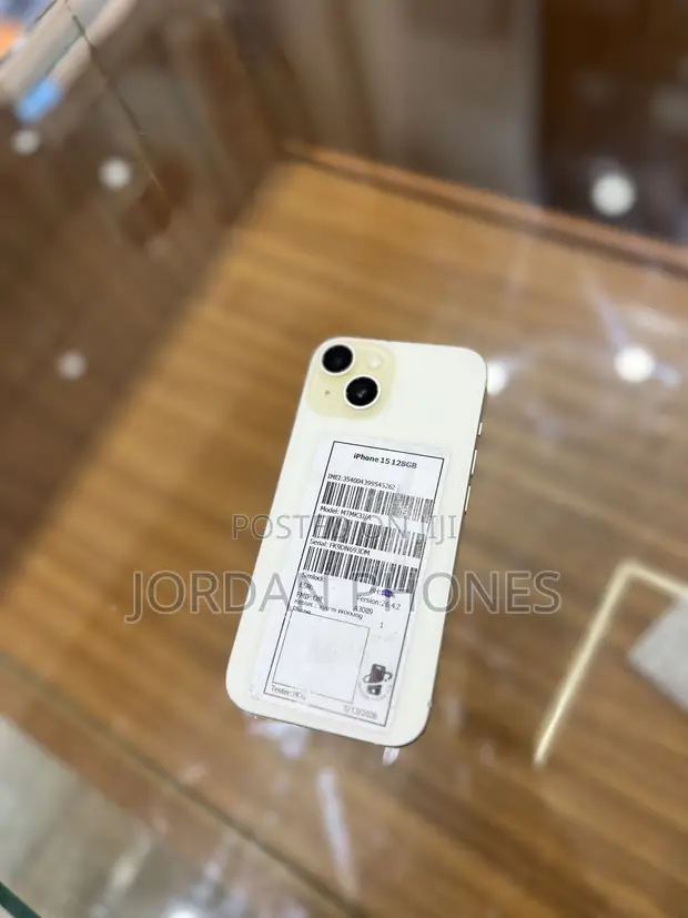 Apple iPhone 15 128GB Yellow - 1