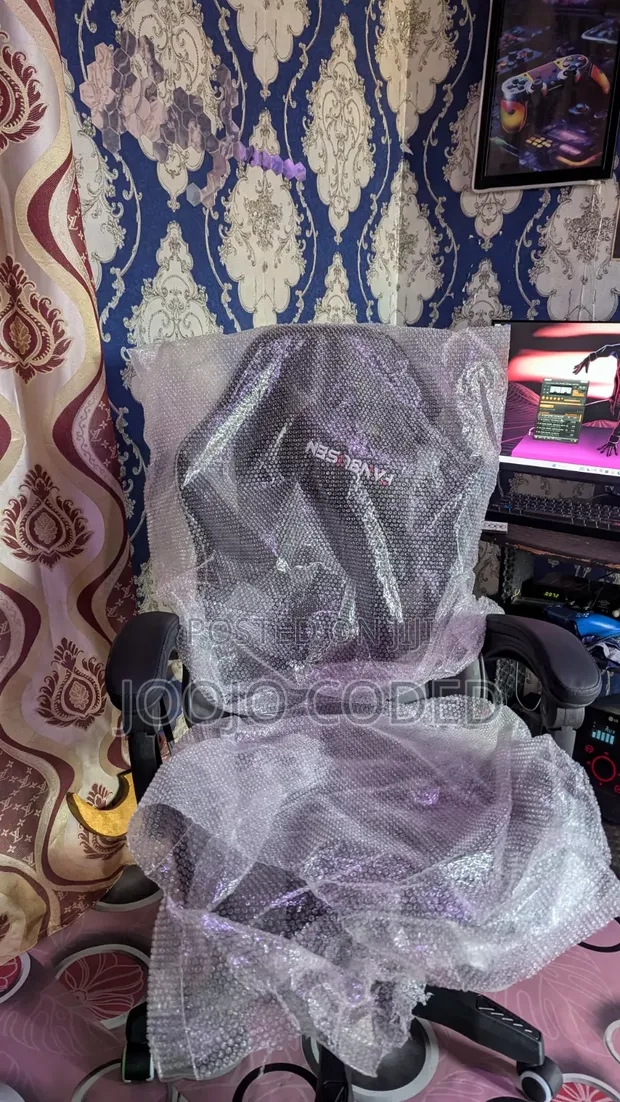Brand New Gaming Chair - Zuo Modern - 1