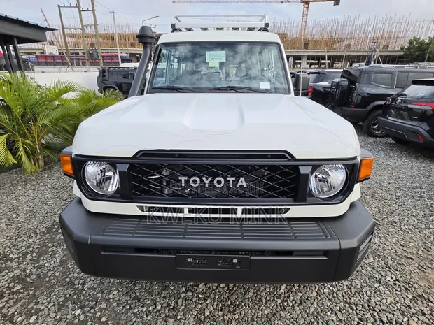 New Toyota Land Cruiser 2026 White - 1