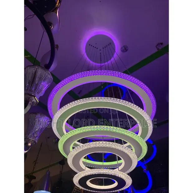 Roundzagon 5-Layer Chandelier Light - 1