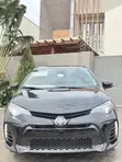 2018 Toyota Corolla XLE 1.8L Sedan - 3