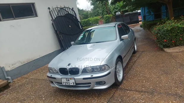 BMW 520i 2005 Silver - 1