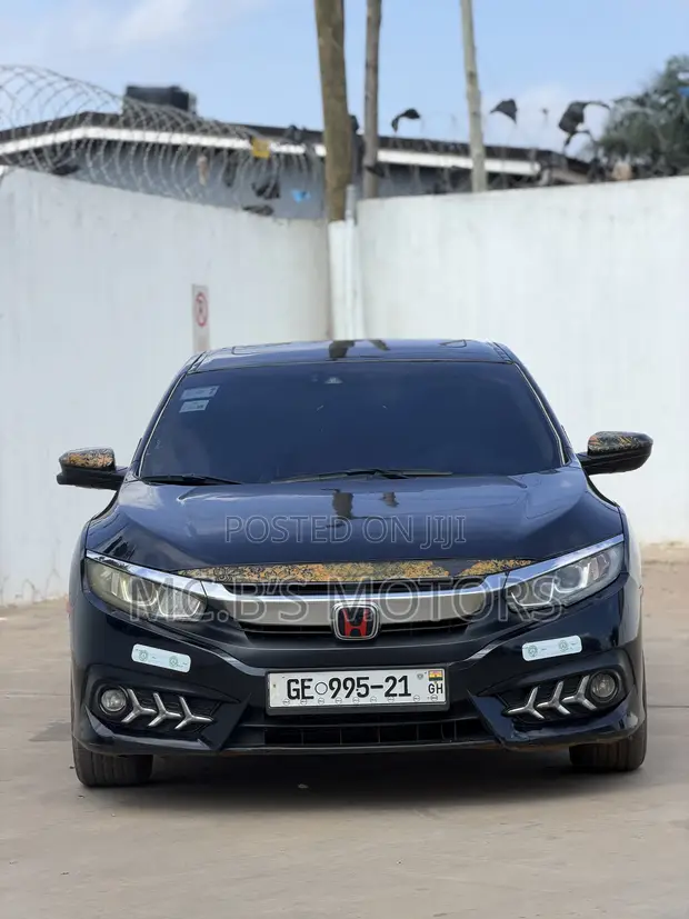 Honda Civic EX Sedan 2018 Black - 1
