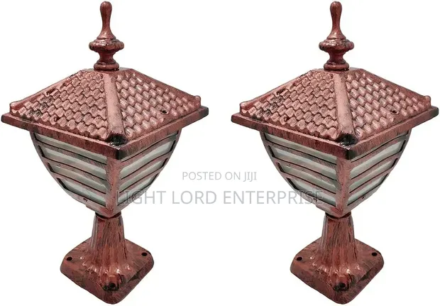 Sandy Color Pillar Gate Light - 1