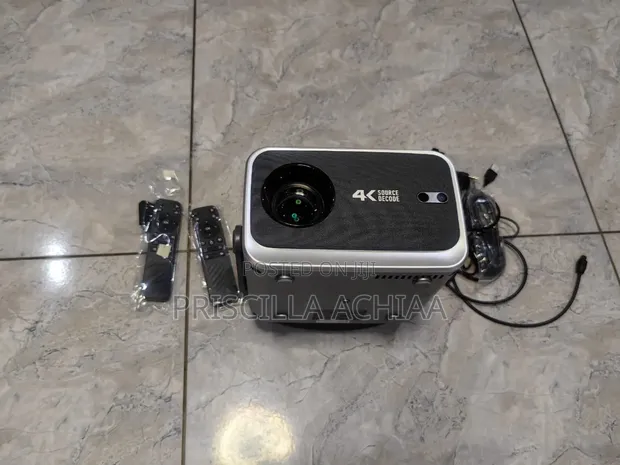 P20 Pro Smart Projector - 1