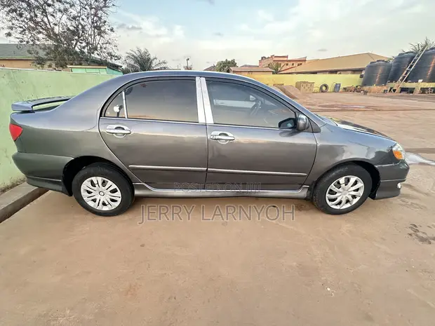 Toyota Corolla 1.8 TS 2005 Gray - 1