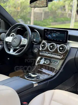 2019 Mercedes-Benz C300 4MATIC Sedan