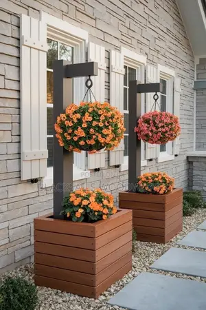 Wooden Planter Boxes / Flower Pots