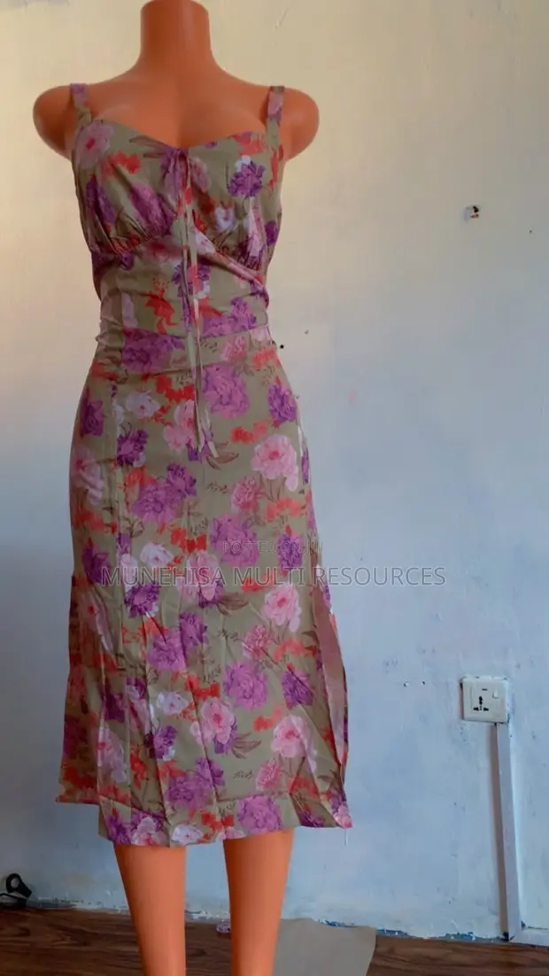 Ladies Party Dresses - 1