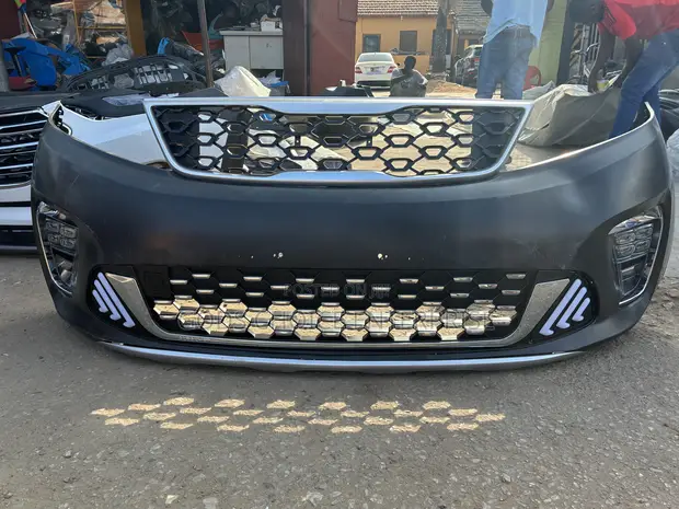 Kia Sorento Complete Front Bumper (2012-2015) - 1