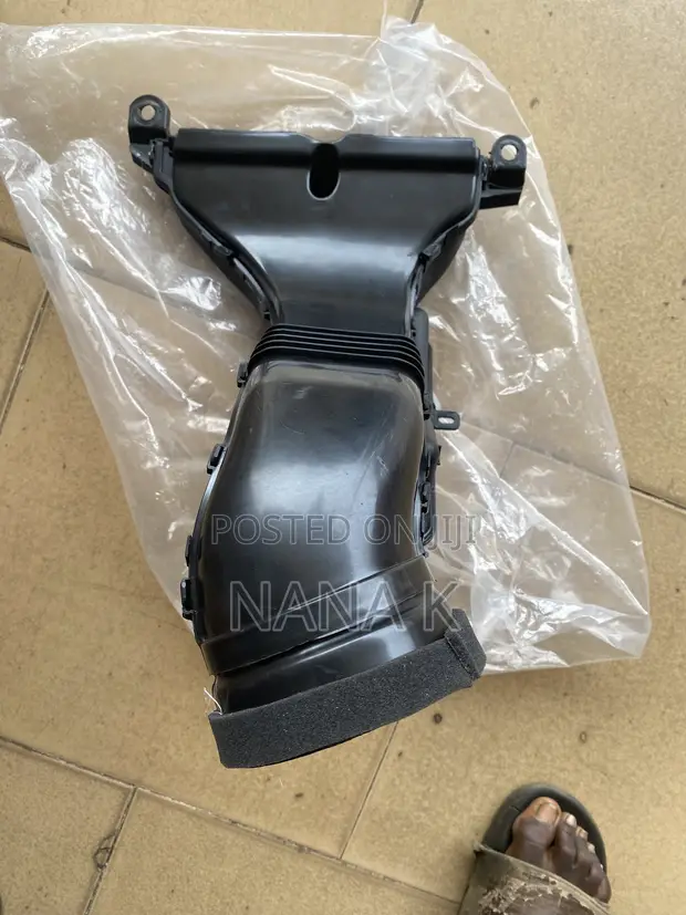 Toyota Highlander Air Intake/Outlet (2014-2019) - 1