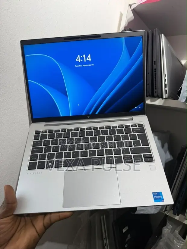 HP EliteBook 840 G10 Laptop - 13" Core i5, 16GB RAM, 256GB SSD - 1