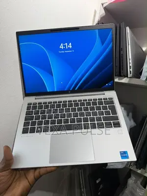 HP EliteBook 840 G10 Laptop - 13" Core i5, 16GB RAM, 256GB SSD